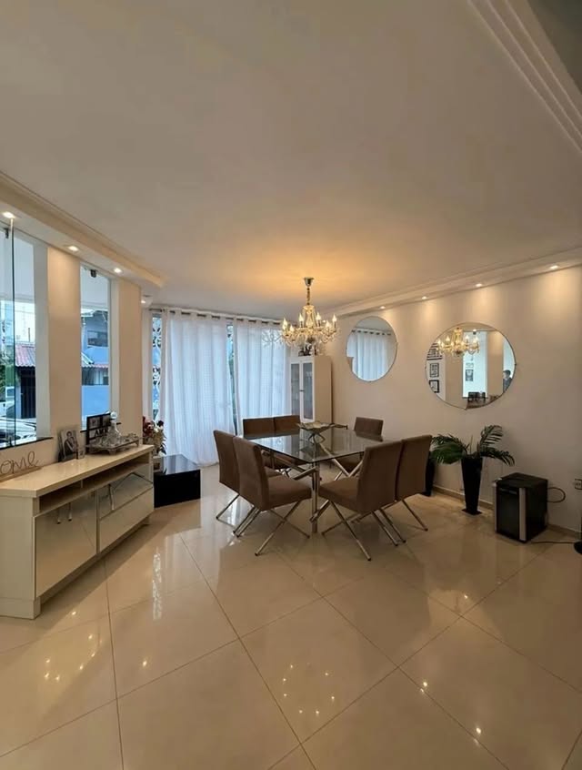 Villa Firenze 360 m²